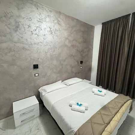Ξενοδοχείο Lorenzo 3*